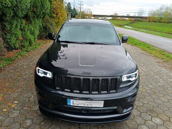 Jeep Grand Cherokee - 4