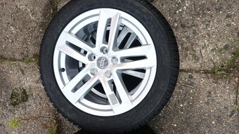 Originální disky Audi A4 R17 + zimní pneu 225/50 R17 Dunlop - 4