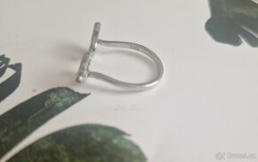 Nový dámský stříbrný prstýnek uni vel okridleny s křídly - 4