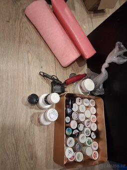 Věci na gelové nehty - 4