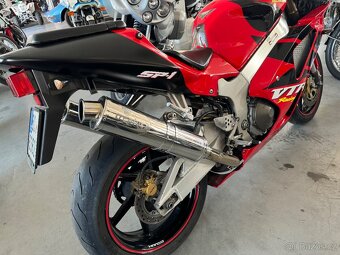 Honda VTR 1000 SP1 - 4