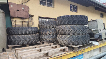 Pneumatiky Ural 14.00-20 - 4