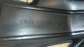 1ks originál poklice Peugeot 16" - 4