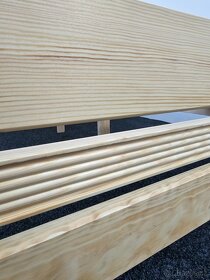 Prodám postel zvýšenou s roštem 140x200cm. Nové. - 4