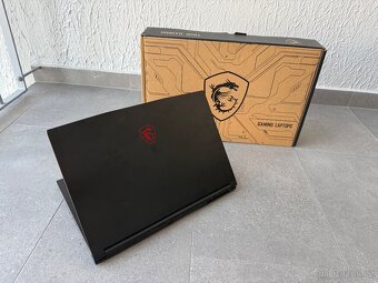 Herní notebook MSI RTX 4050 6GB - 4