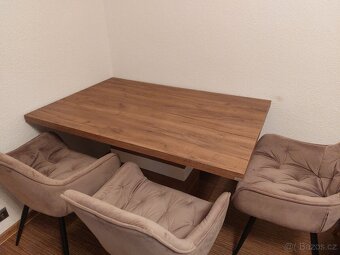 Jídelní stůl a židle - 4