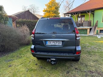 Toyota Land Cruiser 120 3.0 D-4D - 4