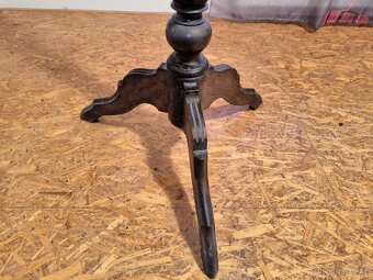 Starožitný věšák - 4