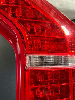 Volvo XC90  zadní lampa - 4