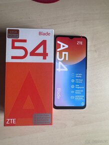 dotykovy 64gb zte a54 s velkym displejem. - 4