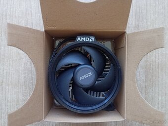 AMD Ryzen 5 5600+ originální chladič - 4