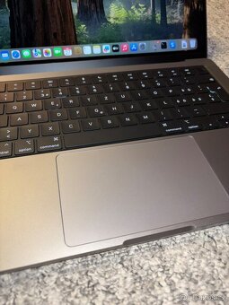 Macbook Pro 14” (M3) - záruka - TOP stav - 4