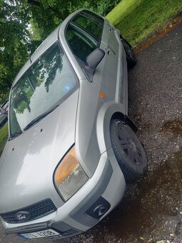 Ford fusion . Čtěte celý inzerát - 4