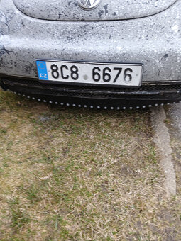 volkswagen new beetle - 4