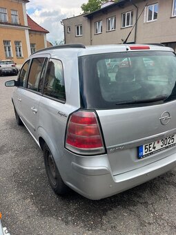 Opel Zafira B 1.6 benzín 77kW - 4