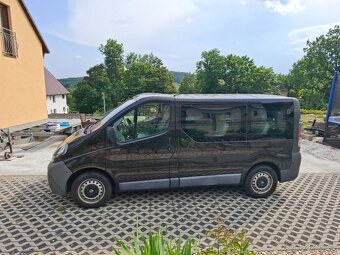 Opel Vivaro 1.9 CDTI 74 kW r.v. 11/2005 9 míst - 4