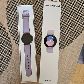 Prodám chytré hodinky Samsung Galaxy Watch5  40mm - 4