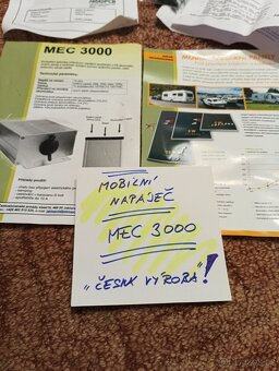 Mobilní napájeci centrum,dobíjení PB akumulátorů z solárního - 4