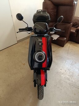 Elektroskůtr Niu NQi GTS Sport - 4