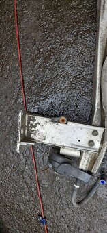 Vyztuha predniho narazniku audi A4 B8 8K face lift - 4