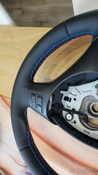 VOLANT BMW E90 E91 E92 E93 E82 M sport E90M - 4