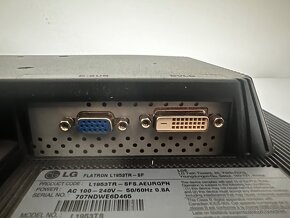 Monitor LG s úhlopříčkou 19" (LG LCD L1953TR-SF) - 4