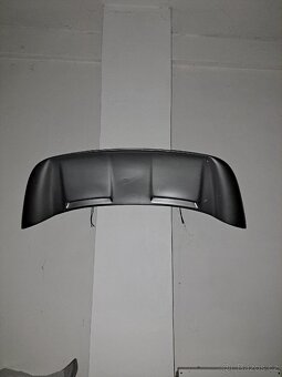 Porsche 996 zadní spoiler - 4