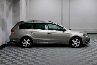 Volkswagen Passat B7 Variant 2.0TDI 103kW DSG REZERVOVÁNO - 4