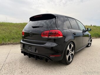 Volkswagen Golf VI GTI 2.0 TSI DSG - 4
