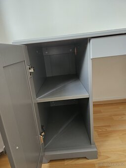Pracovní stůl šedý - 4