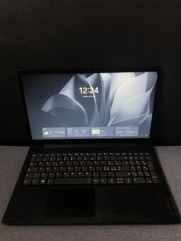 Notebook Lenovo V15 G2-ALC ve výborném stavu - 4