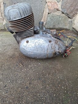 motor z Jawa 350 model 360 - 4