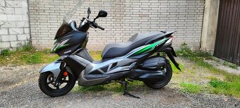 Prodám Kawasaki J300 - 4