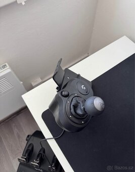 Logitech g29 + stojan + shifter - 4