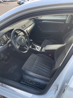 Škoda Superb - 4