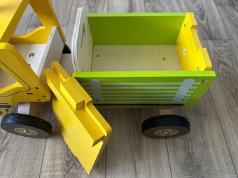 KidLand dřevěné odrážedlo Traktor - 4