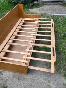 Rozkládací gauč - 4