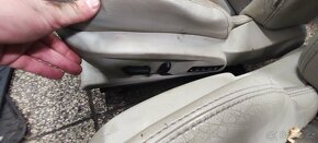 Saab 9-3ng griffin combi interier - 4