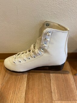Dívčí brusle velikost 37 - 4