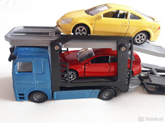 Autopřepravník + 4 autíčka - 4
