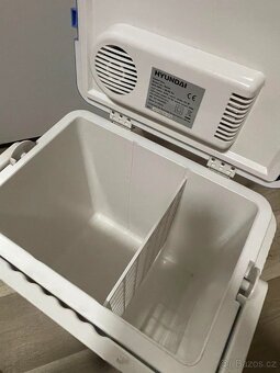Chladící box (autochladnička) - Hyundai MC24 - 24 litrů - 4
