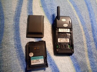 Mobilní telefon BOSCH 909 dual S - devadesátky Rarita - 4