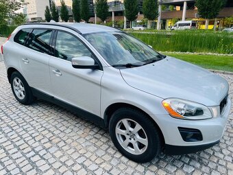 Volvo XC60 2.4SD 5VÁLEC 4x4 AUTOMAT VÝHŘEV TAŽNÉ SENZORY - 4