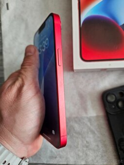 Apple iPhone 14 red 256GB - 4