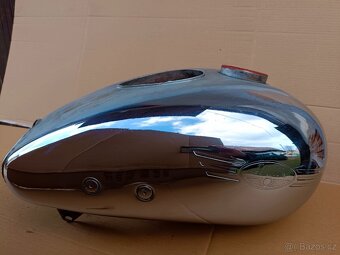 Jawa 500 OHC nádrž nachromovaná drobné nd motoru - 4