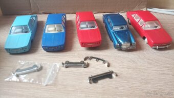 Autíčka na opravu 4x Tatra 613 - 4