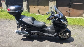 Suzuki Burgman 400 - 4