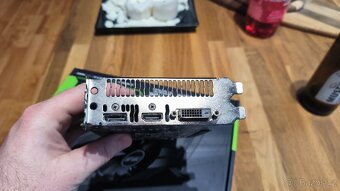 Grafická karta ASUS GTX 1050TI/4GB/GDDR5 - 4