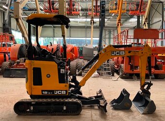 BAGR JCB 18 C-1 - 4