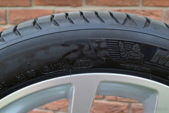 5x112 R18 Letní sada Orig. Audi A4 B9 + 245/40 R18 Michelin - 4